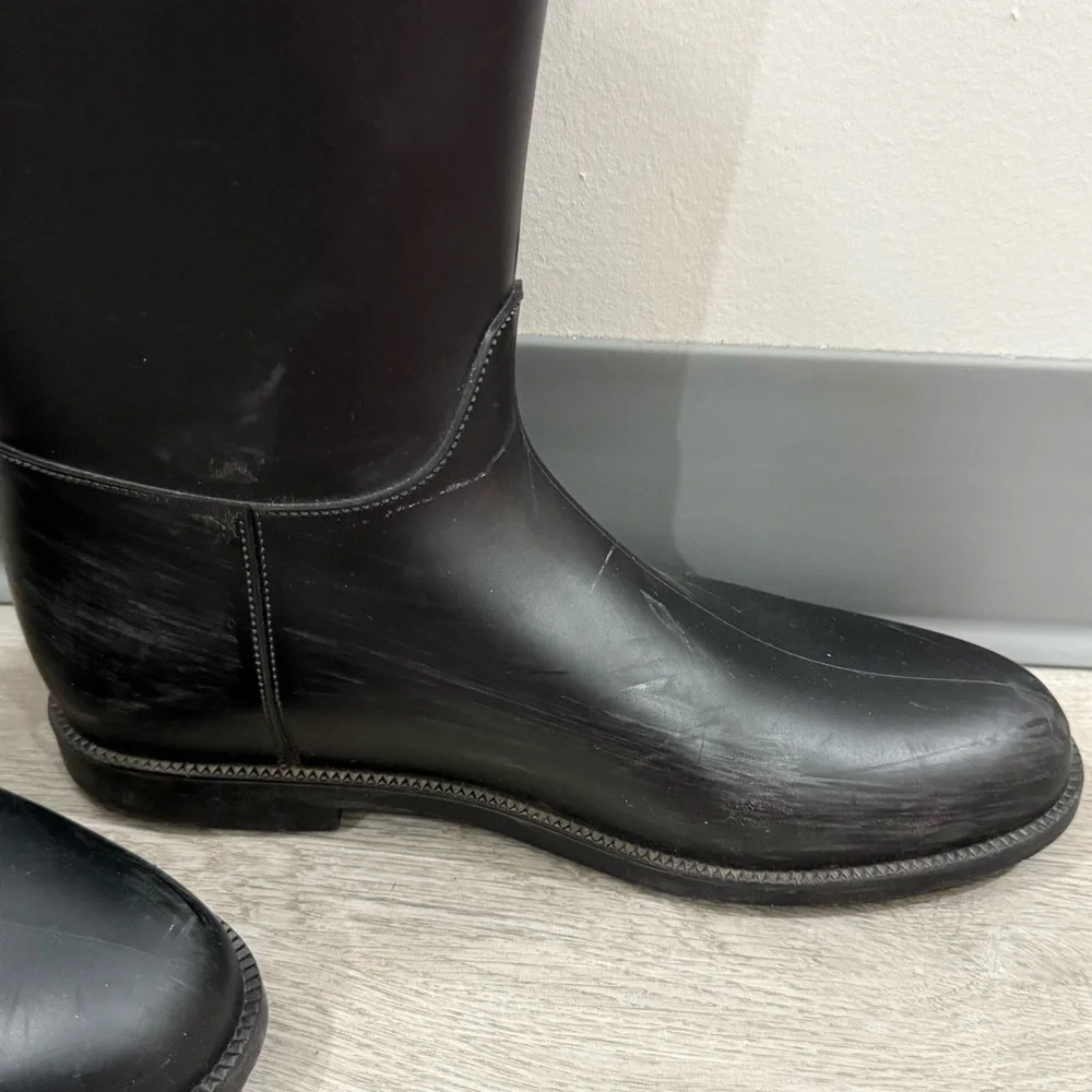 Burberry Riding Rain Boots Roscot in Black Rubber